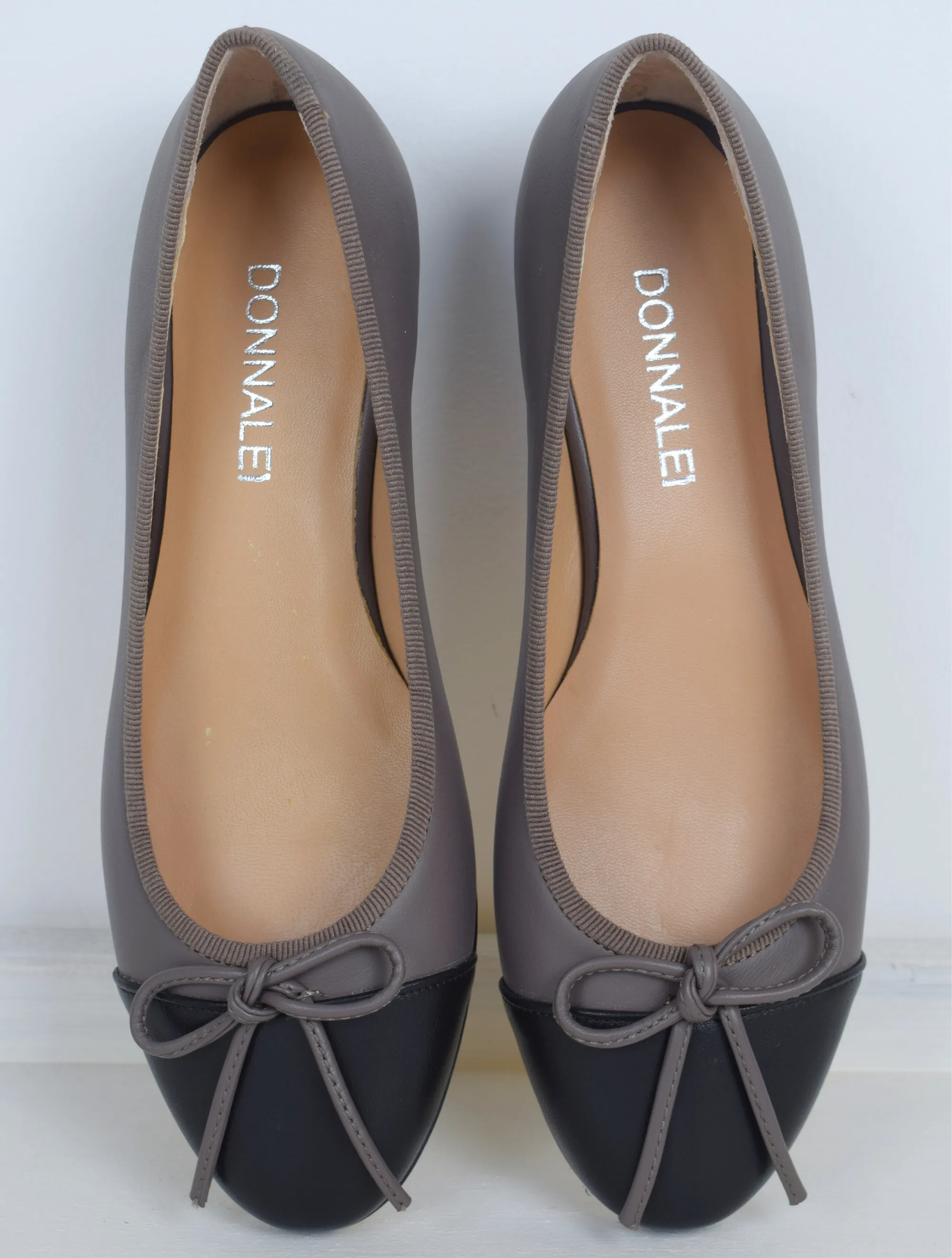 Coco Ballerina Pump Taupe/Black