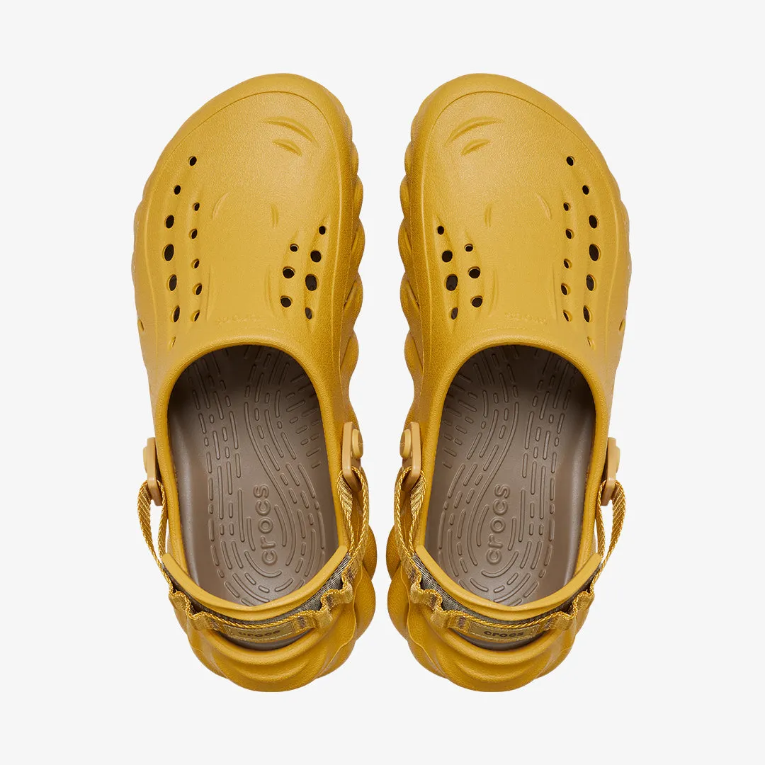 Crocs | ECHO CLOG  { DESERT GRASS