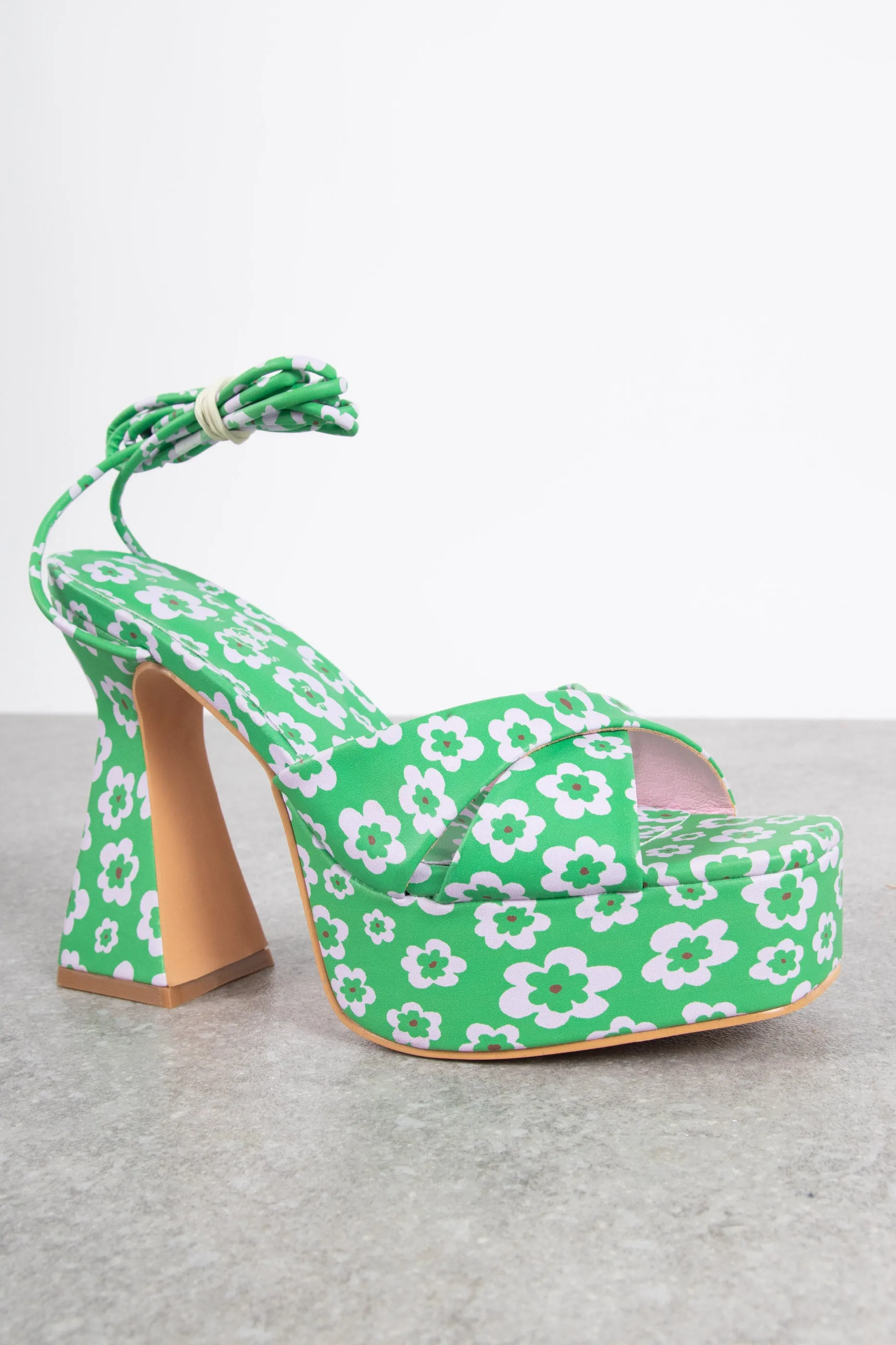 Daisy Street Platform Heeled Sandals in Green Floral Print