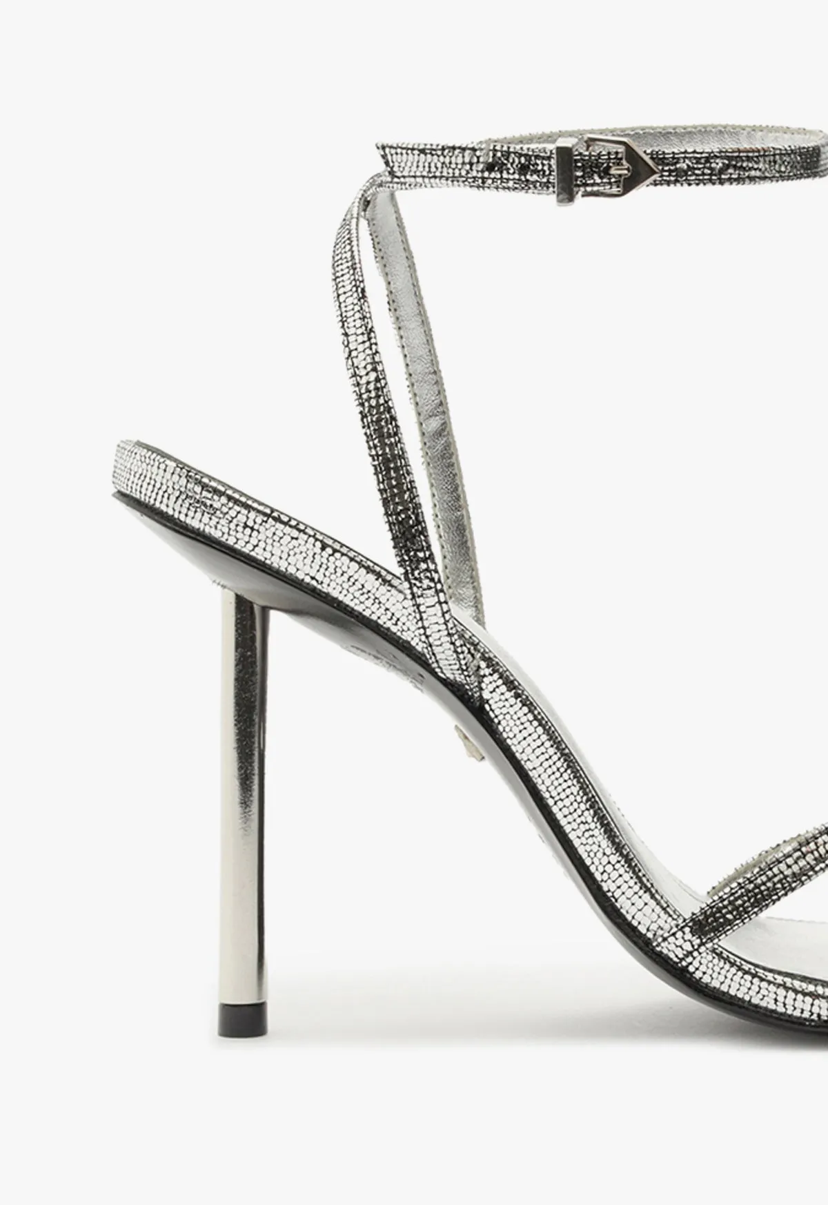 Eva Sandal