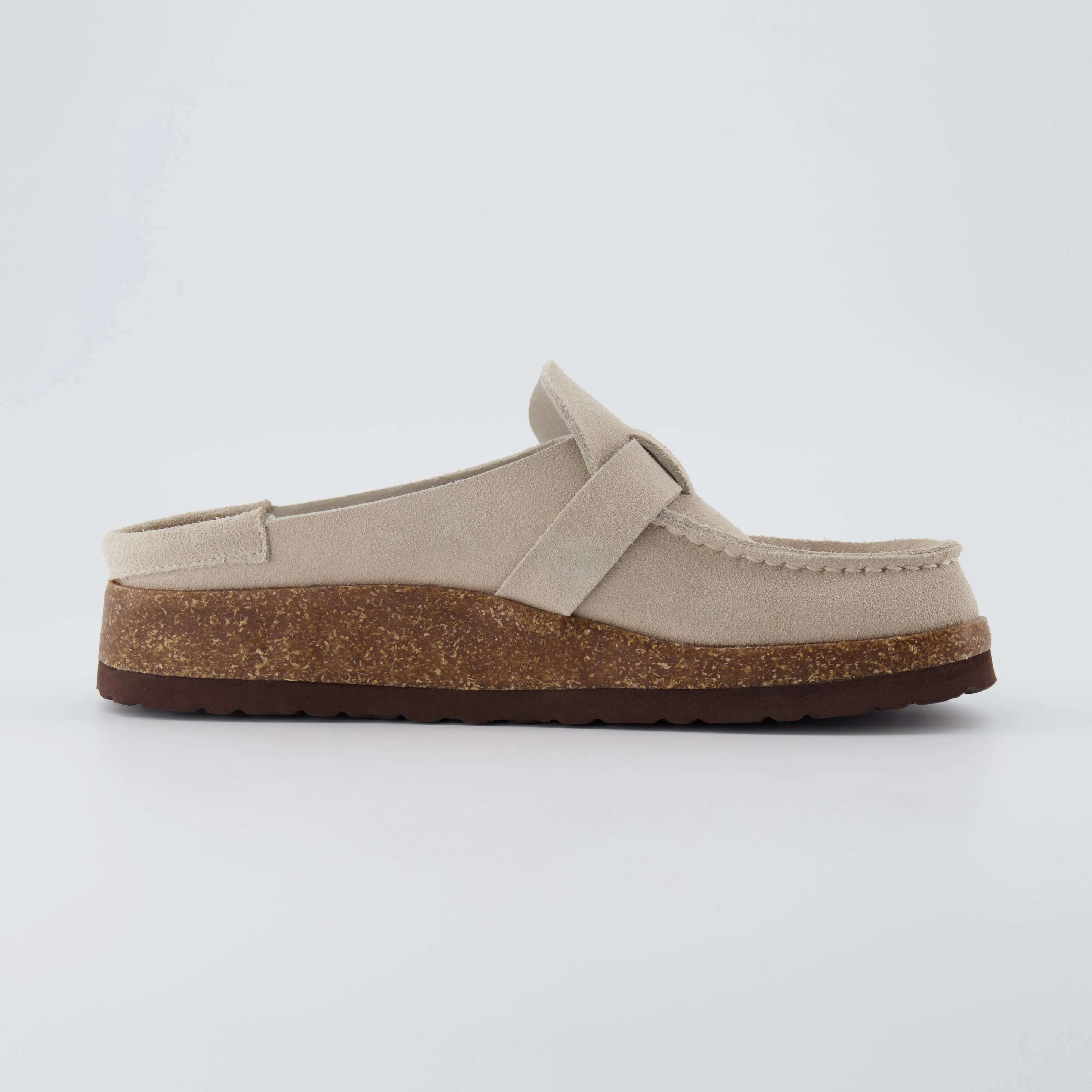 Sure! Here’s an optimized title for your e-commerce product:

Chic Hobby Suede Clogs for Ultimate Comfort and Style