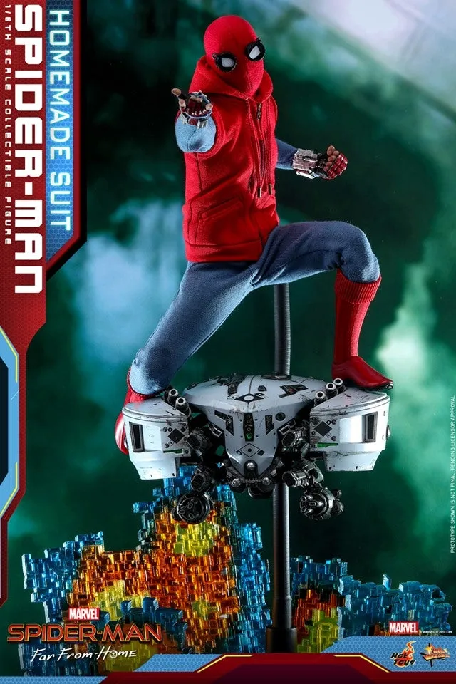 Hot Toys - MMS552 - Spider-Man: Far From Home - 1/6th scale Spider-Man (Homemade Suit Version) Collectible Figure