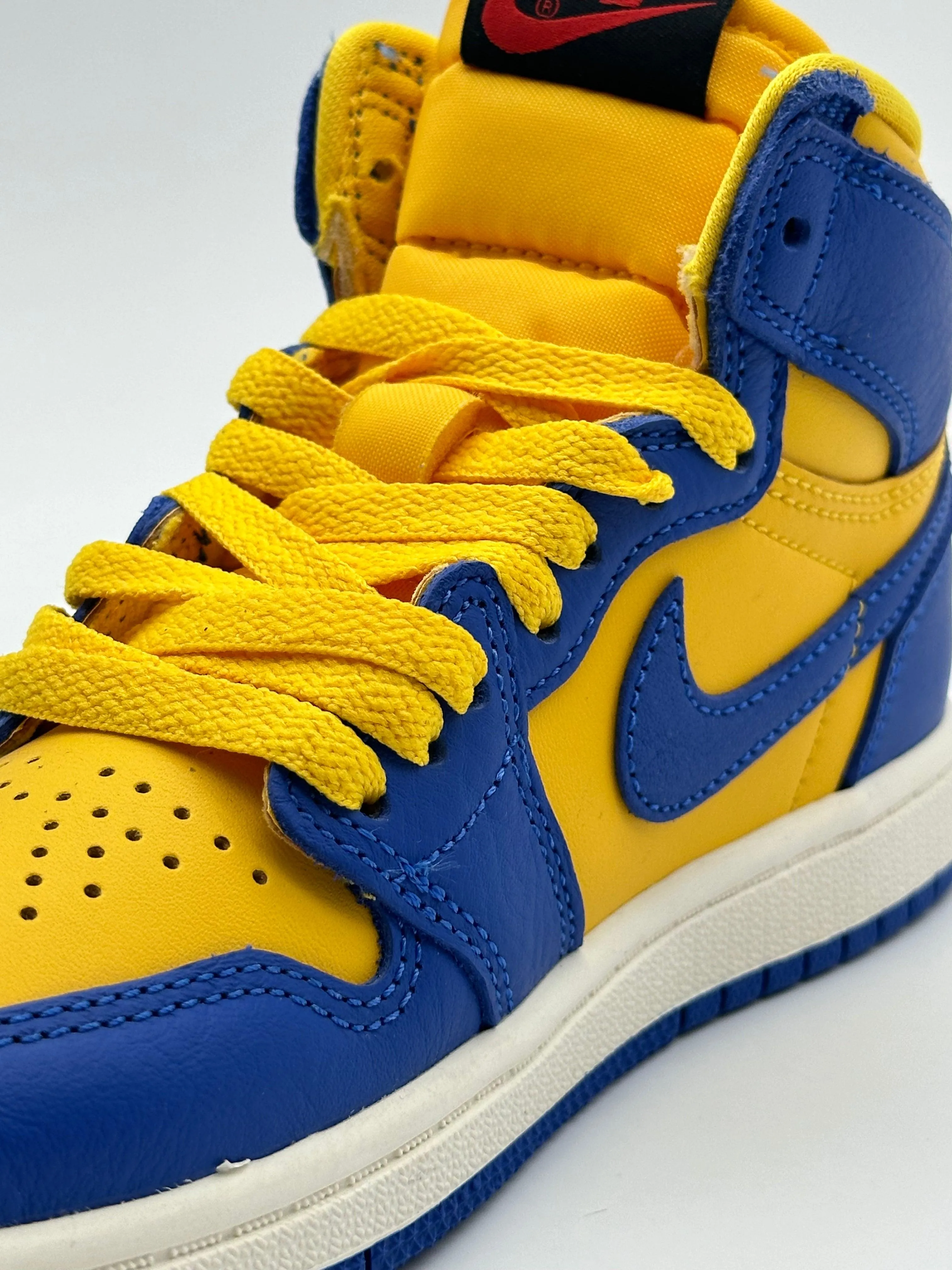 Jordan 1 Retro High Reverse Laney