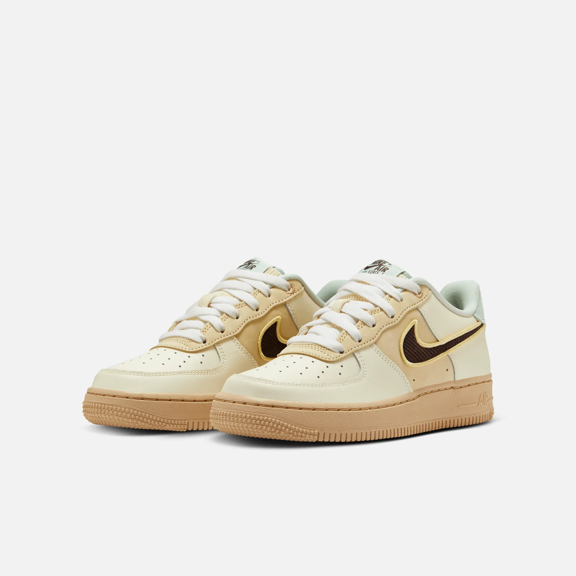 Nike Big Kids' Air Force 1 Low Passing Notes (GS)