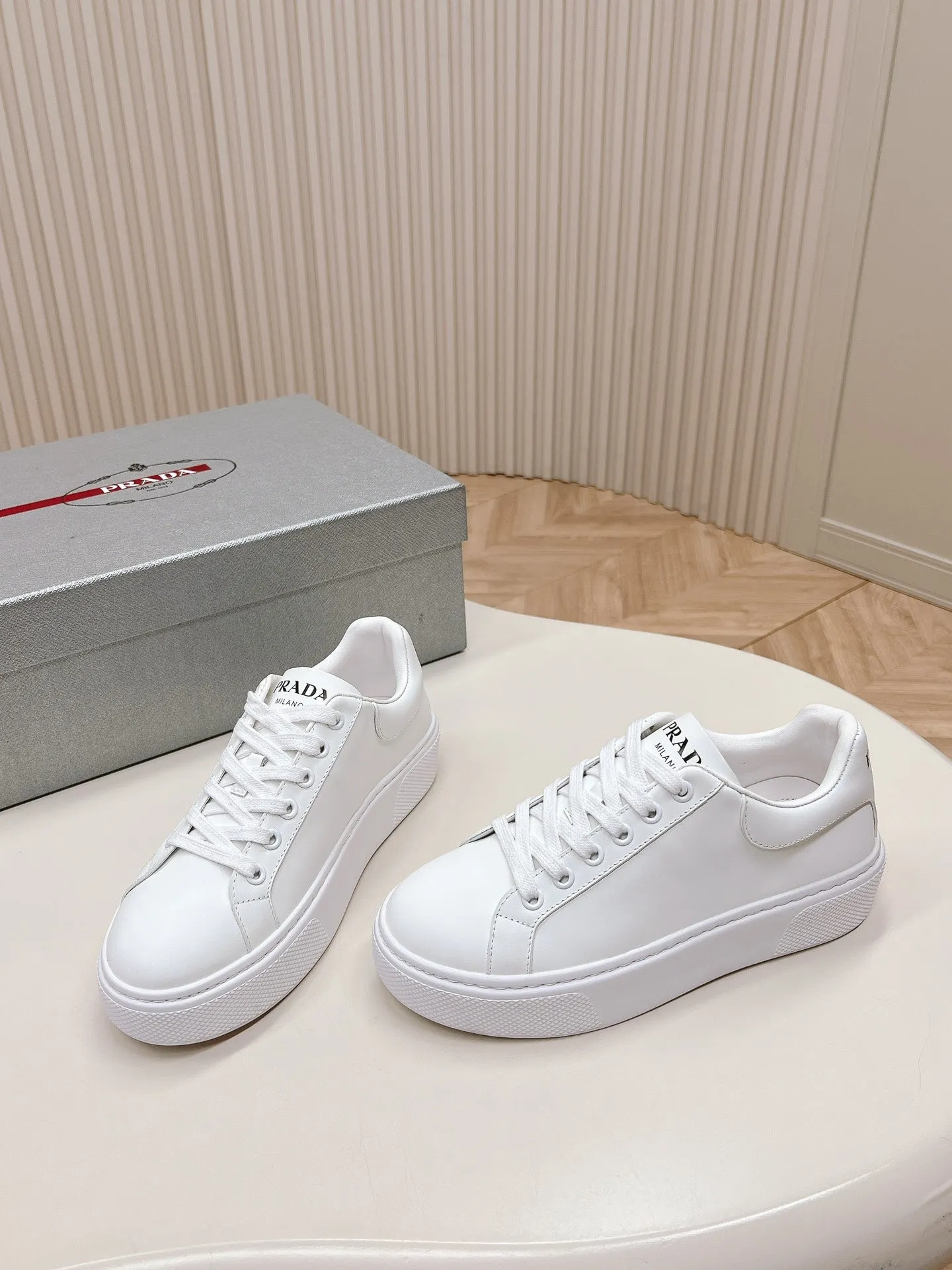 PRA RETRO SNEAKERS WHITE CALFSKIN