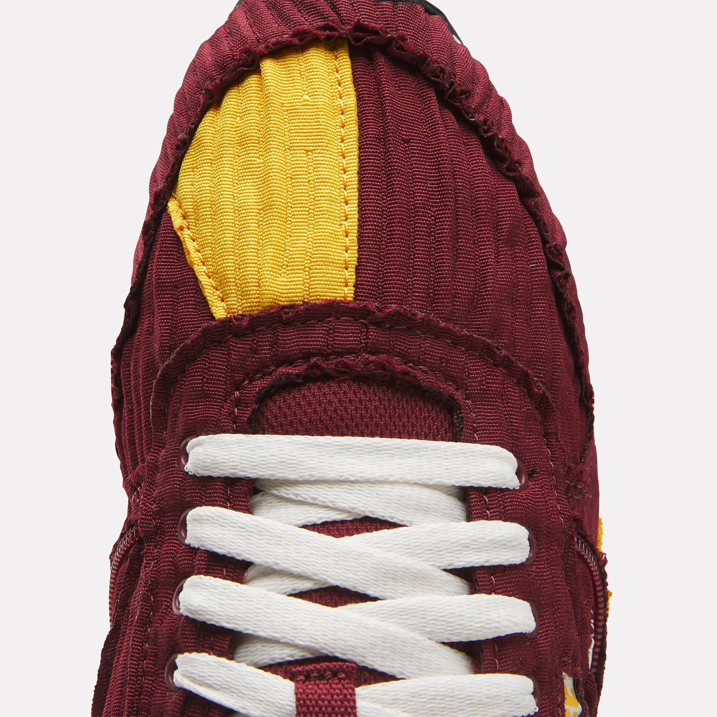 Reebok X Market Classic Leather Pump Classicburgundy/Collgold/Chalk