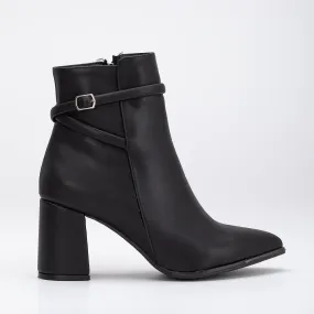 Solange - Black Ankle Boots