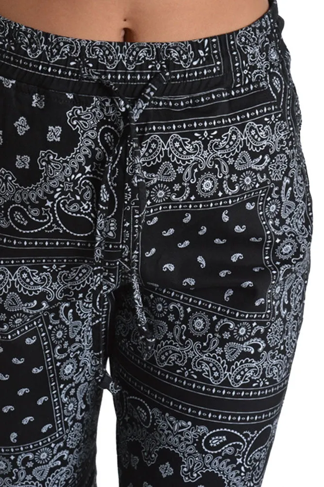 Women's Offset Bandana Print Twill Jogger Pants