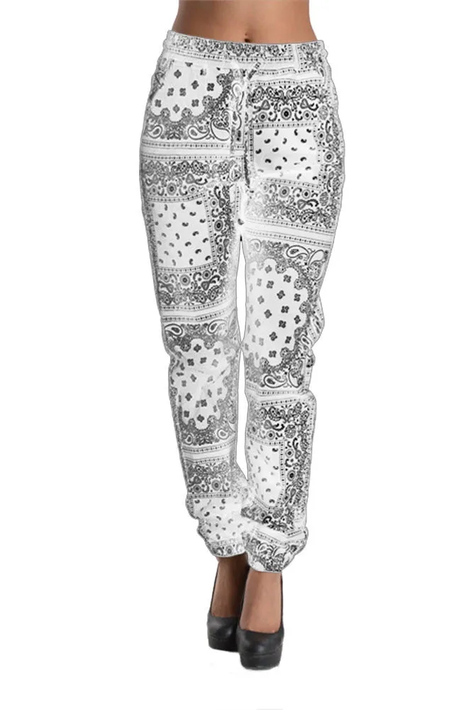 Women's Offset Bandana Print Twill Jogger Pants